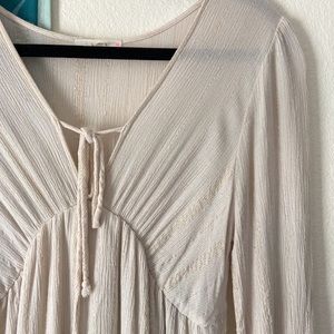 Medium Lightweight Dress! Fairy goddess vibes. Long sleeve